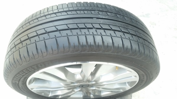 ขายล้อHONDA City SV 16ยาง ปี 4014 4 ล้อ