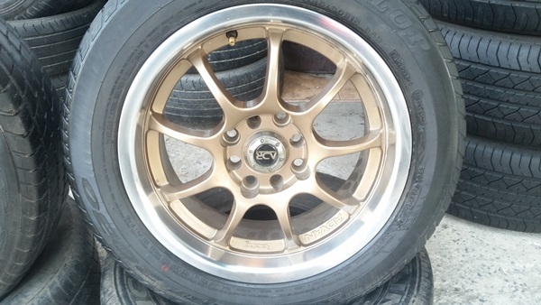 ขายล้อADVAN 15 4รู100-114 กว้าง6.5 ยางปี 13 4 ล้อ