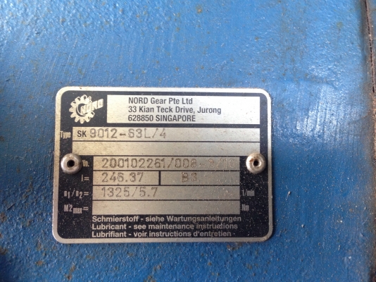 ขายมอเตอร์เกียร์ Nord made in Germany ขนาด 1/4HP. 380V อัตราทด 1:240 เพลาออกประมาณ 5.7รอบต่อนาที รอบช้าแรงบิดเยอะ สภาพสวย พร้อมใช้งาน มี 3ตัวครับ ขายมอเตอร์เกียร์ Nord made in Germany ขนาด 1/4HP. 380V อัตราทด 1:240 เพลาออกประมาณ 5.7รอบต่อนาที รอบช้าแรงบิดเยอะ สภาพสวย พร้อมใช้งาน มี 3ตัวครับ