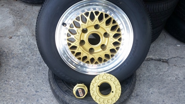 ขายล้อ BBS ขอบ15 6รู กว้าง7พร้อมยางปี13  4 ล้อ