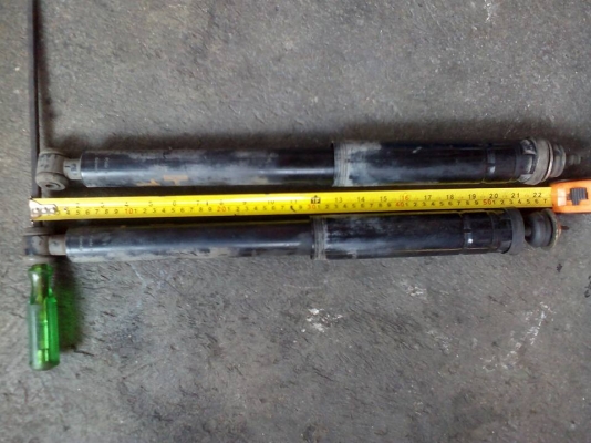 ขายโช้ครถยนต์ 1 คู่ สภาพดี ไม่รั่ว ไม่ซึม ของเยอรมัน ไม่รู้ใส่รถยนต์รุ่นไหน เขาฝากลงขาย ขายโช้ครถยนต์ 1 คู่ สภาพดี ไม่รั่ว ไม่ซึม ของเยอรมัน ไม่รู้ใส่รถยนต์รุ่นไหน เขาฝากลงขาย