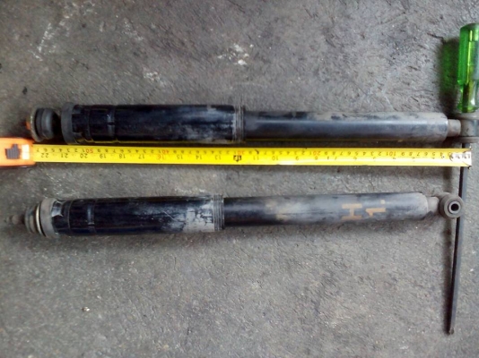 ขายโช้ครถยนต์ 1 คู่ สภาพดี ไม่รั่ว ไม่ซึม ของเยอรมัน ไม่รู้ใส่รถยนต์รุ่นไหน เขาฝากลงขาย ขายโช้ครถยนต์ 1 คู่ สภาพดี ไม่รั่ว ไม่ซึม ของเยอรมัน ไม่รู้ใส่รถยนต์รุ่นไหน เขาฝากลงขาย