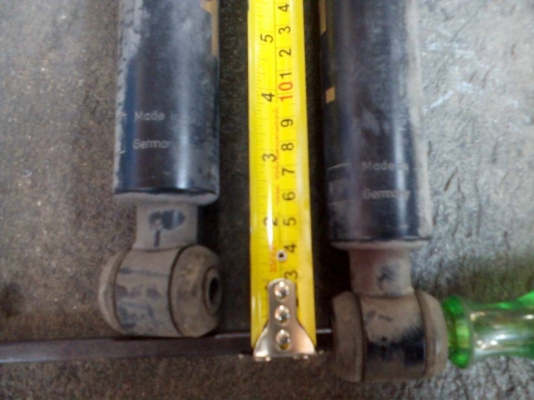 ขายโช้ครถยนต์ 1 คู่ สภาพดี ไม่รั่ว ไม่ซึม ของเยอรมัน ไม่รู้ใส่รถยนต์รุ่นไหน เขาฝากลงขาย ขายโช้ครถยนต์ 1 คู่ สภาพดี ไม่รั่ว ไม่ซึม ของเยอรมัน ไม่รู้ใส่รถยนต์รุ่นไหน เขาฝากลงขาย