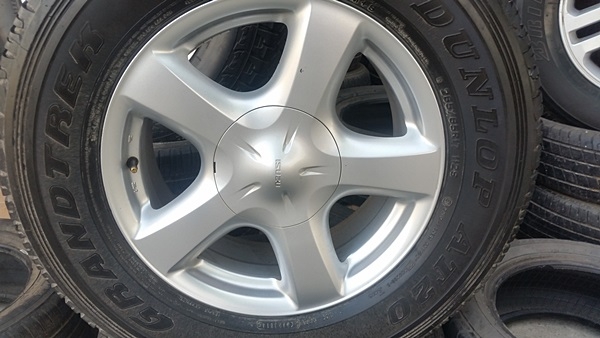 ขายล้อISUZU V Cross17 ยาง265/65/17ปี 14 4 ล้อ ขายล้อISUZU V Cross17 ยาง265/65/17ปี 14 4 ล้อ