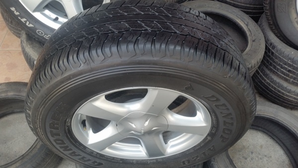 ขายล้อISUZU V Cross17 ยาง265/65/17ปี 14 4 ล้อ ขายล้อISUZU V Cross17 ยาง265/65/17ปี 14 4 ล้อ