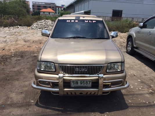 ขายรถ ISUZU   DRAGONEYE  2.8 SLX ปี1997 รถบ้าน พาวเวอร์ ไฟฟ้า  เครื่องดีเเชสซีสวย ช่วงล่างดี  สีสวย เเอร์เย็น  ยางดี ภายในไม่โทรม  พร้อมใช้  ภาษีไม่ขาด   0876835269 0944241092  มาก่อนได้ไปใช้ก่อนคับ