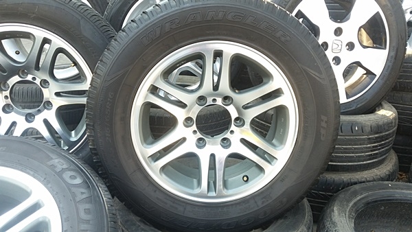 ขายล้อISUZU 4WD ขอบ16 พร้อมยางปี14 4 ล้อ