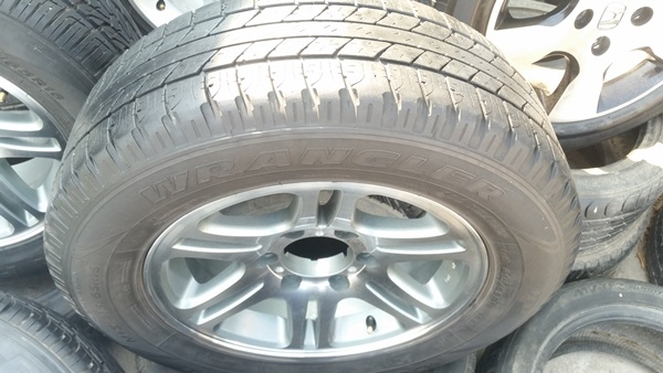 ขายล้อISUZU 4WD ขอบ16 พร้อมยางปี14 4 ล้อ