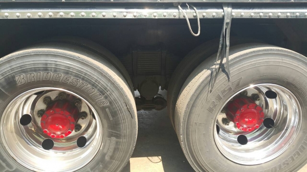 ขายด่วน360 FYH. 24ล้อดั้มเนียมอู่เปี๊ยก ลูกยกล้อได้ รถสวยพร้อมใช้ ไมล์แสนกว่า