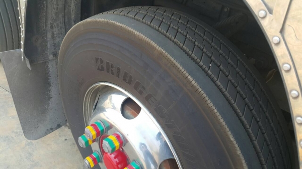 ขายด่วน360 FYH. 24ล้อดั้มเนียมอู่เปี๊ยก ลูกยกล้อได้ รถสวยพร้อมใช้ ไมล์แสนกว่า