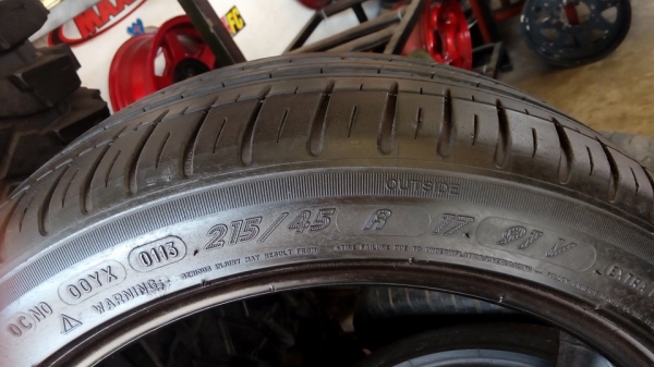 ... ขายยางสวยๆ 2 ชุดครับ ... ... ขายยางสวยๆ 2 ชุดครับ ...