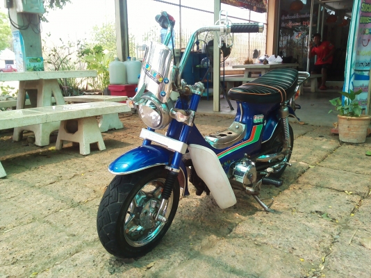 ขาย ชาลีเเต่งยุ่นล้อโต เครื่องเวฟ110 (ไม่ ท.บ./ มีใบซื้อขายออกให้จากทางร้าน) ค่าตัว 9900 บาท ขาย ชาลีเเต่งยุ่นล้อโต เครื่องเวฟ110 (ไม่ ท.บ./ มีใบซื้อขายออกให้จากทางร้าน) ค่าตัว 9900 บาท