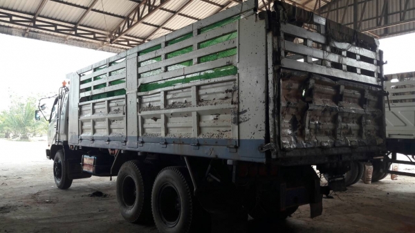 ขายหลงM6   260 แรง 2 เพลาดัมสวยๆ พร้อมใช้งาน เอกสารพร้อมโอน เจ้าของขายเอง 0811838154