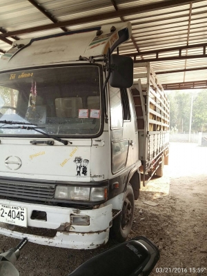 ขายรถหกล้อฮีโน่สิงไฮเทค์ราคา550000บาทครับ