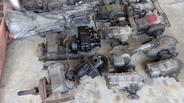 ... เกียร์ทด ( สโลว์ ) 650 / 1000 ของ ซูซุกิ ... ... เกียร์ทด ( สโลว์ ) 650 / 1000 ของ ซูซุกิ ...