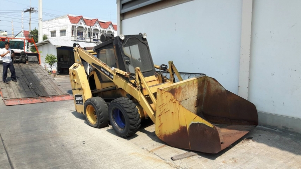 ขายด่วนรถโหลดเดอร์ตามสภาพ ขายด่วนรถโหลดเดอร์ตามสภาพ