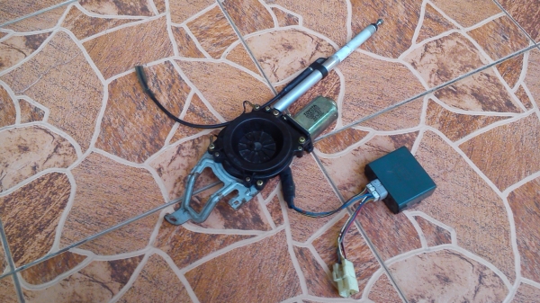 เสาอากาศไฟฟ้า TOYOTA ไว้เป็นอะไหล่