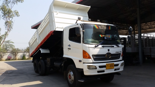 ขายรถบรรทุก 10 ล้อ