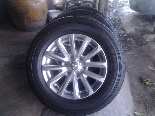 นิวไทรทรัน พลัสพร้อมยางป้ายแดง