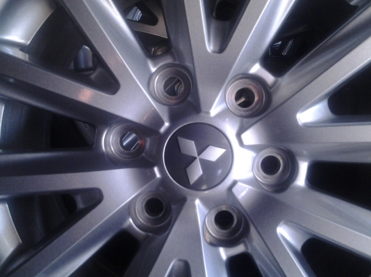 นิวไทรทรัน พลัสพร้อมยางป้ายแดง นิวไทรทรัน พลัสพร้อมยางป้ายแดง