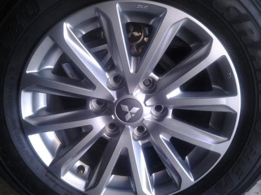 นิวไทรทรัน พลัสพร้อมยางป้ายแดง นิวไทรทรัน พลัสพร้อมยางป้ายแดง