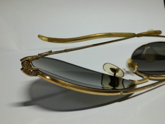 --ขายแว่น AO ---