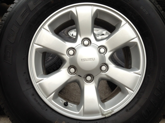 ล้อ Isuzu blue power 1.9 ddi ขอบ16 พร้อมยางถอดป้ายแดง ล้อ Isuzu blue power 1.9 ddi ขอบ16 พร้อมยางถอดป้ายแดง