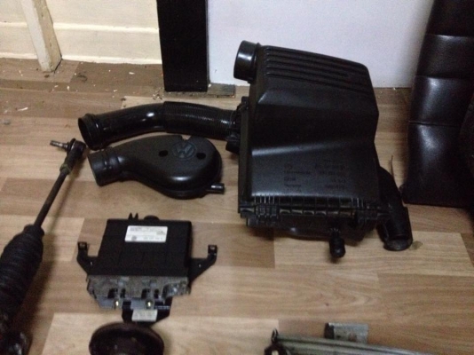 ขายอะไหล่ โฟล์ค เวนโต้ 1มือจับเปิดประตูตัวนอก สำหรับรถโฟล์คกอล์ฟ เวนโต้ ราคา 800บาท 2ชุดรางกระจกมือหมุน โฟล์คเวนโต้ ข้างละ1000บาท 3ก้านไฟ้เลี้ยว กับ ก้านปัดน้ำฝน โฟล์ค เวนโต้ ข้างละ700บาท 4กรองเดิมทั้งชุดแกะจากเครื่องยนต์ ADZ 1800cc ราคา1500บาท 5ชุดคันเก ขายอะไหล่ โฟล์ค เวนโต้ 1มือจับเปิดประตูตัวนอก สำหรับรถโฟล์คกอล์ฟ เวนโต้ ราคา 800บาท 2ชุดรางกระจกมือหมุน โฟล์คเวนโต้ ข้างละ1000บาท 3ก้านไฟ้เลี้ยว กับ ก้านปัดน้ำฝน โฟล์ค เวนโต้ ข้างละ700บาท 4กรองเดิมทั้งชุดแกะจากเครื่องยนต์ ADZ 1800cc ราคา1500บาท 5ชุดคันเก