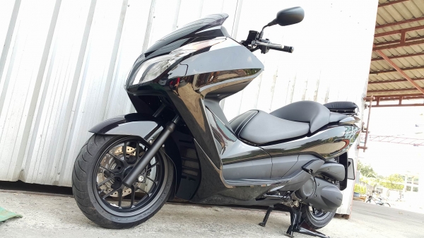 Forza300 2013 พร้อมใช้ 2000 กิโลแท้ ถ่ายของเหลวแล้ว ไม่แพง ต่อรองได้ครับ