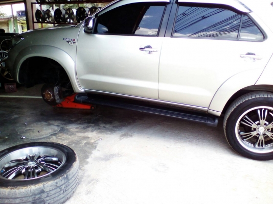 ล้อแม็กขอบ20 พร้อมยาง