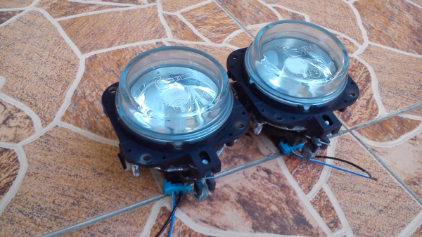 ไฟตัดหมอกทรงกลม Valeo ขนาดเลนส์ 3.2นิ้ว ไฟตัดหมอกทรงกลม Valeo ขนาดเลนส์ 3.2นิ้ว