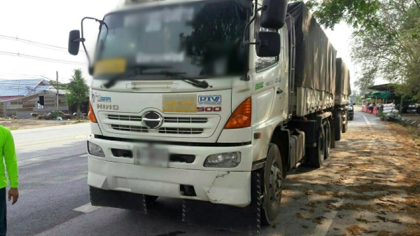 ขายรถพ่วง Hino เครื่อง 344 แรง ปี 54 เบรคแห้ง ไมล์ 29x,xxx ขายรถพ่วง Hino เครื่อง 344 แรง ปี 54 เบรคแห้ง ไมล์ 29x,xxx