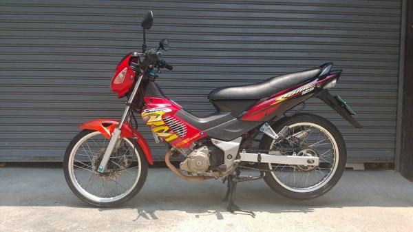 ขออนุญาติขาย HONDA SONIC 125 CC วิ่ง 5,XXX KM รุ่นไมล์ขาว ฟรีค่าโอน