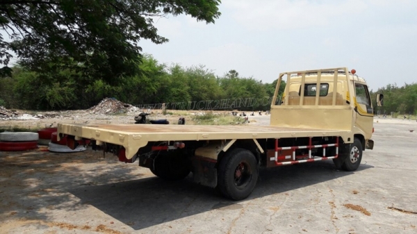 รถ 6ล้อ พื้นเรียบ HINO FC ขนาด 120 แรงม้า