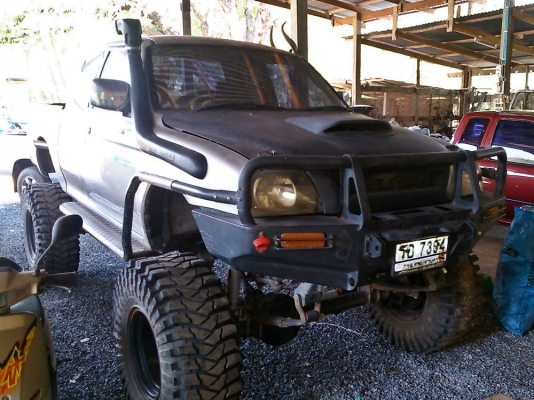 Mitsubishi Strada 2.8 4WD ปี 1997