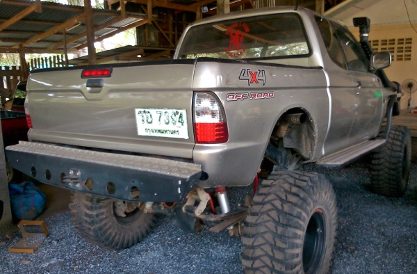 Mitsubishi Strada 2.8 4WD ปี 1997