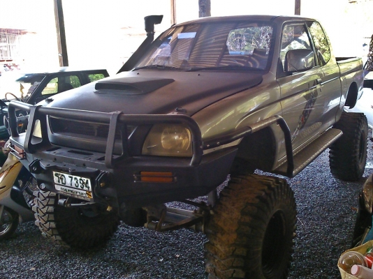 Mitsubishi Strada 2.8 4WD ปี 1997