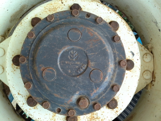 ขายฟอดร์ 6640 สองเพานิวฮอแลนเกืยร 16&times;16 ดันหน้าหางสามไคเฮงหลีเล่มทะเบืยนแอเย็นพร้อมใช้