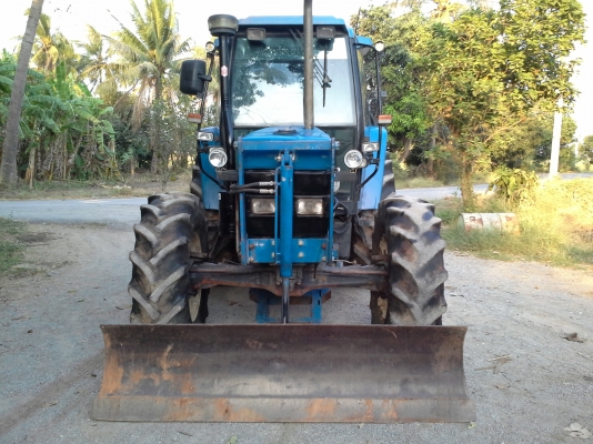 ขายฟอดร์ 6640 สองเพานิวฮอแลนเกืยร 16&times;16 ดันหน้าหางสามไคเฮงหลีเล่มทะเบืยนแอเย็นพร้อมใช้