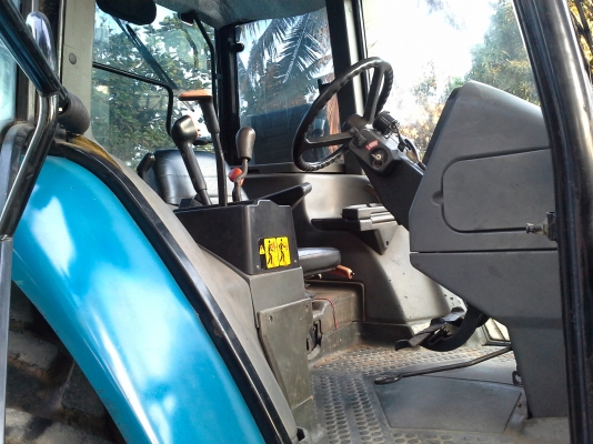 ขายฟอดร์ 6640 สองเพานิวฮอแลนเกืยร 16&times;16 ดันหน้าหางสามไคเฮงหลีเล่มทะเบืยนแอเย็นพร้อมใช้