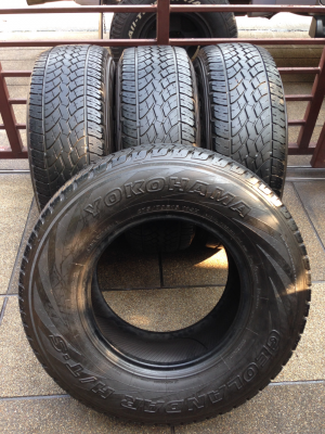 ยาง Yokohama 275 70 16 สิ้นปี12 ดอกเต็ม ใช้ยาว ราคาไม่แพง