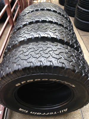 ยาง All BF Goodrich 285 70 17 สิ้นปี12 พร้อมใช้งาน ราคาไม่แพง ยาง All BF Goodrich 285 70 17 สิ้นปี12 พร้อมใช้งาน ราคาไม่แพง