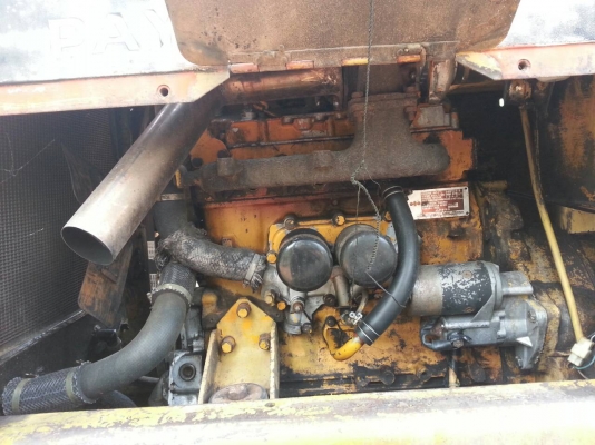 ขายรถตักล้อยาง KOMATSU 510 กรองคู่ ซีเรียล 13505 ไม่มีเอกสาร ราคา 480000