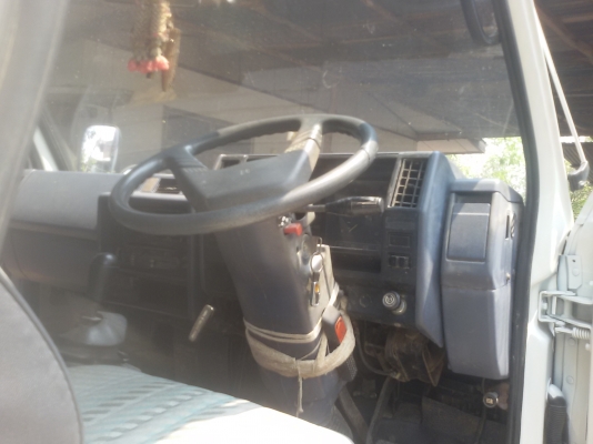 ISUZU NKR100 แรงม้า ฝาดำ(ประหยัดน้ำมันสุดๆ) ดาวน์98,000 บาท ออกรถได้เลย ไม่เช็คเครดิต ใช้แค่บัตร+ทะเบียนบ้านออกรถได้เลย รถสวยๆสภาพดีมาก ภายในคอนโซลสวยกริปเครื่องแน่นๆ แห้ง แรงดีมาก แซสซีสวยๆไม่ผุไม่ดาม เกียร์สั้น กระจกไฟฟ้า ยางพร้อมใช้ พร้อมโอนพร้อมใช้งาน ISUZU NKR100 แรงม้า ฝาดำ(ประหยัดน้ำมันสุดๆ) ดาวน์98,000 บาท ออกรถได้เลย ไม่เช็คเครดิต ใช้แค่บัตร+ทะเบียนบ้านออกรถได้เลย รถสวยๆสภาพดีมาก ภายในคอนโซลสวยกริปเครื่องแน่นๆ แห้ง แรงดีมาก แซสซีสวยๆไม่ผุไม่ดาม เกียร์สั้น กระจกไฟฟ้า ยางพร้อมใช้ พร้อมโอนพร้อมใช้งาน