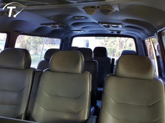 รถตู้ ปี2001 รถเดิมเครื่องดีเซล3.0 สีเดิมบางทั้งคันไม่มีผุ รถตู้ ปี2001 รถเดิมเครื่องดีเซล3.0 สีเดิมบางทั้งคันไม่มีผุ