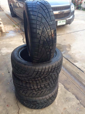 ขายยาง TOYO R1R 195-50-15 ปี13 ดอกหนา สภาพสวยมาก พร้อมซิ่ง ไม่ปะไม่กินข้าง ชุดละ 13,500 บาท