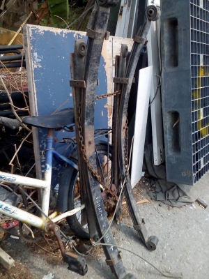 ขายแหนบรถกระบะ Toyota 1 คู่ ยาว 118 ซ.ม. ไม่รู้รุ่นไหน เขาฝากขาย สภาพตามรูป ขายตามสภาพ อยู่เขตบางแค กรุงเทพฯ