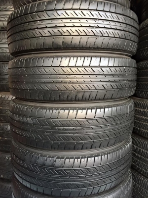 ขายยาง MICHELIN VANPIX 205-70-15 ปี14 ดอกหนา ไม่มีปะ ชุดละ 4,800 บาท