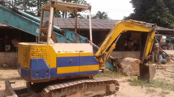 ขายรถkomastu pc20-6