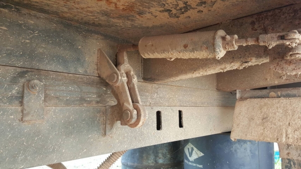 ขาย กระบะดั้มครบชุด พร้อมยกใส่ใช้งานได้เลย ยาว 4.40 เมตร กว้าง 2.10 เมตร คัสซีเทียมกว้าง 75 เซนติเมตร ขาย กระบะดั้มครบชุด พร้อมยกใส่ใช้งานได้เลย ยาว 4.40 เมตร กว้าง 2.10 เมตร คัสซีเทียมกว้าง 75 เซนติเมตร